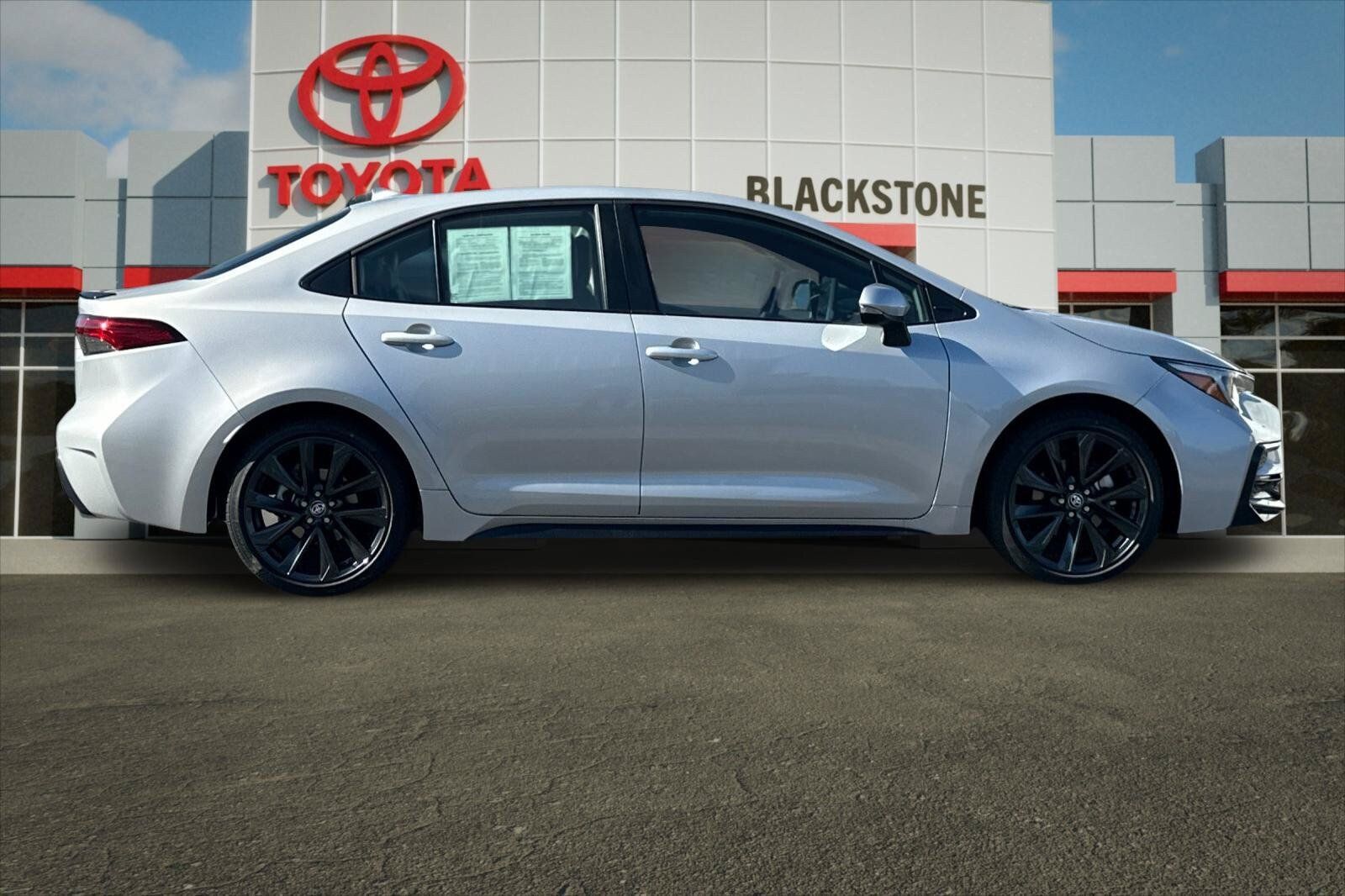 Certified 2026 Toyota Corolla XSE FWD image 2