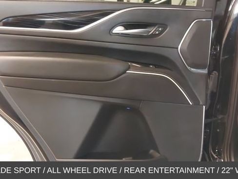 Used 2023 Cadillac Escalade Sport AWD/4WD image 38