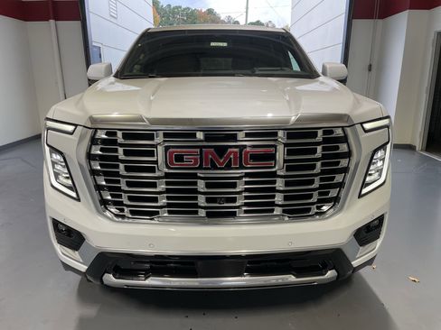New 2026 GMC Yukon XL Denali image 2
