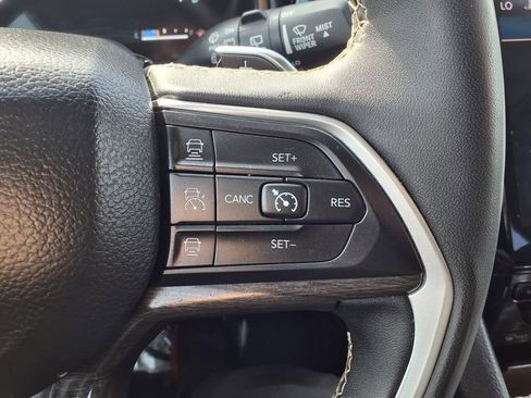 Used 2024 Jeep Grand Cherokee Limited 4xe image 17