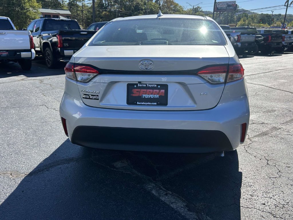 New 2027 Toyota Corolla LE FWD image 4