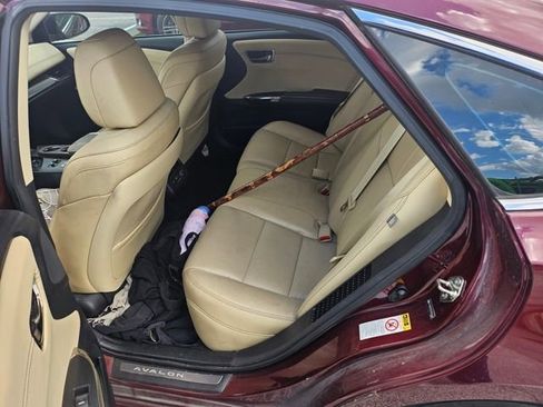 Used 2014 Toyota Avalon Limited FWD image 9