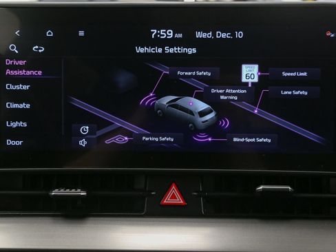 Used 2023 Kia Sportage EX image 30