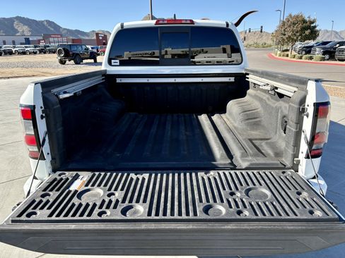 Used 2022 Nissan Frontier Pro-X w/ Pro-X Premium Package image 23