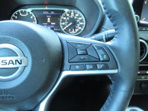 Used 2021 Nissan Sentra SV FWD image 23