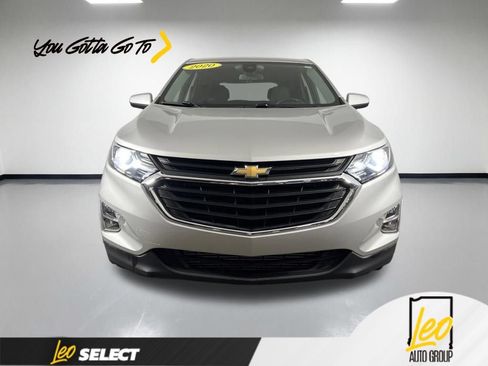 Used 2020 Chevrolet Equinox LT w/ Driver Convenience Package FWD image 1