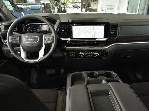 New 2025 GMC Sierra 1500 SLE w/ Preferred Package image 22