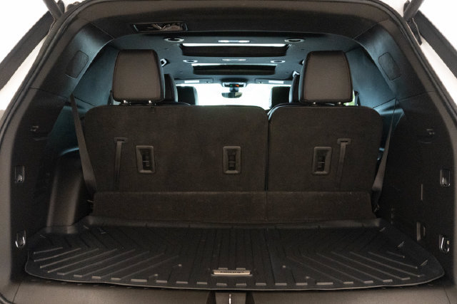 Used 2023 Chevrolet Traverse RS w/ LPO, Floor Liner Package AWD/4WD image 17