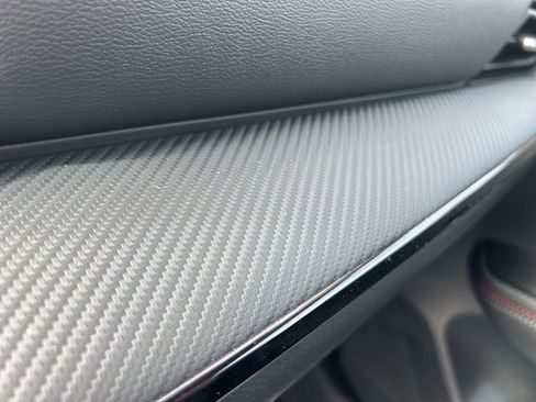 Used 2025 Nissan Kicks SR image 29