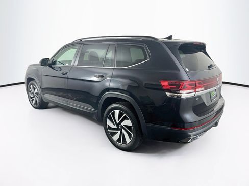 Used 2025 Volkswagen Atlas SE AWD/4WD image 5