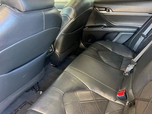 Certified 2018 Toyota Camry XLE w/ Audio Package FWD image 4