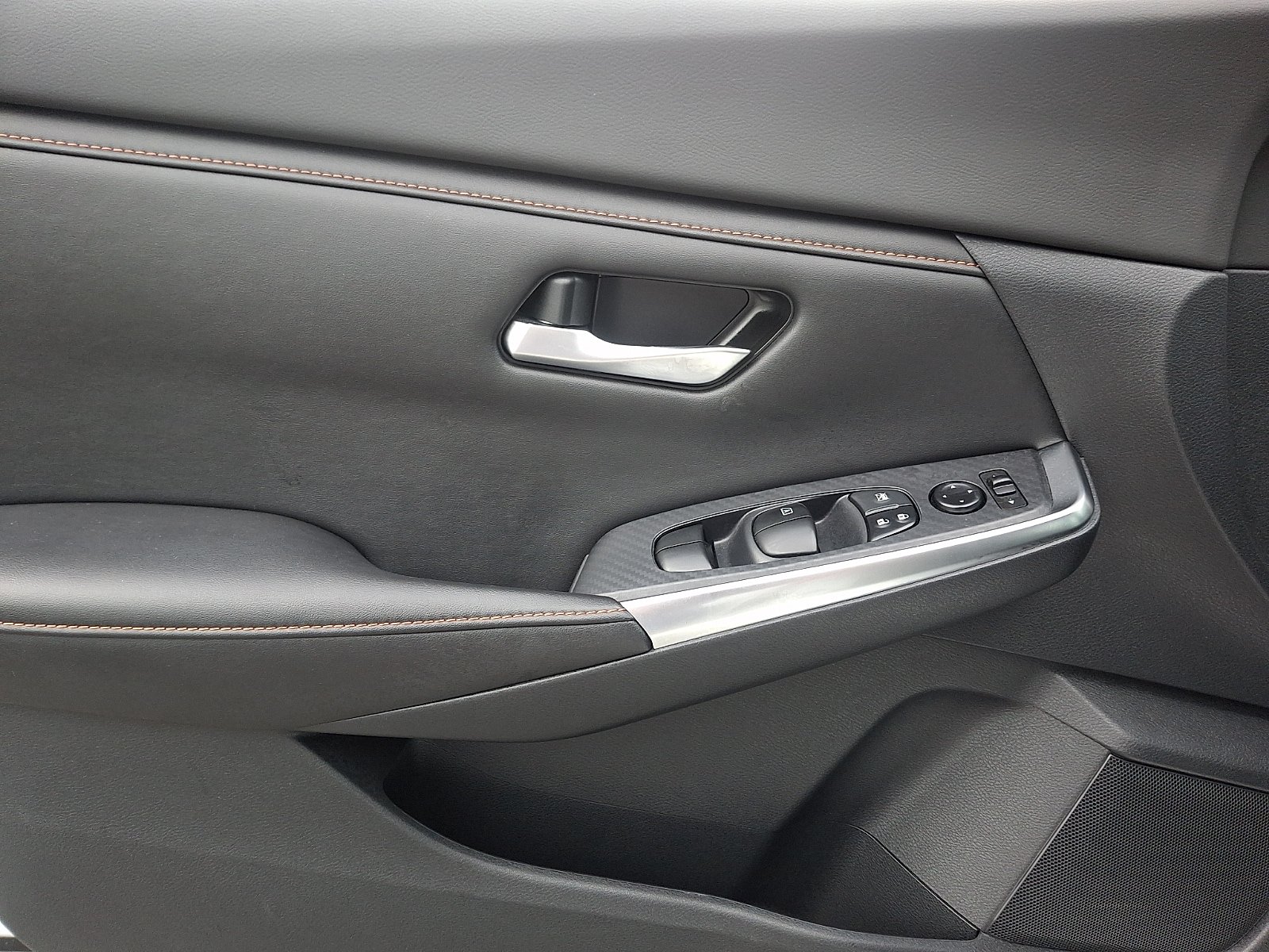 Used 2022 Nissan Sentra SR FWD image 12