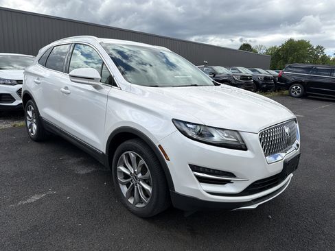 Used 2019 Lincoln MKC Select w/ Select Plus Package AWD/4WD image 2