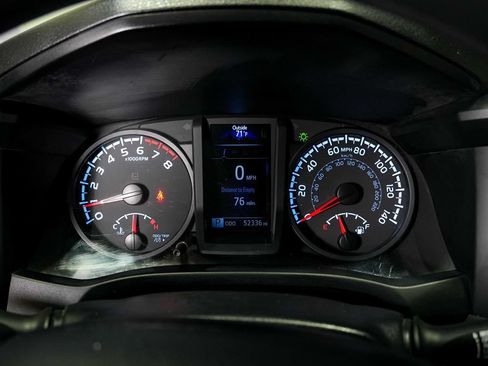 Used 2023 Toyota Tacoma SR RWD image 15