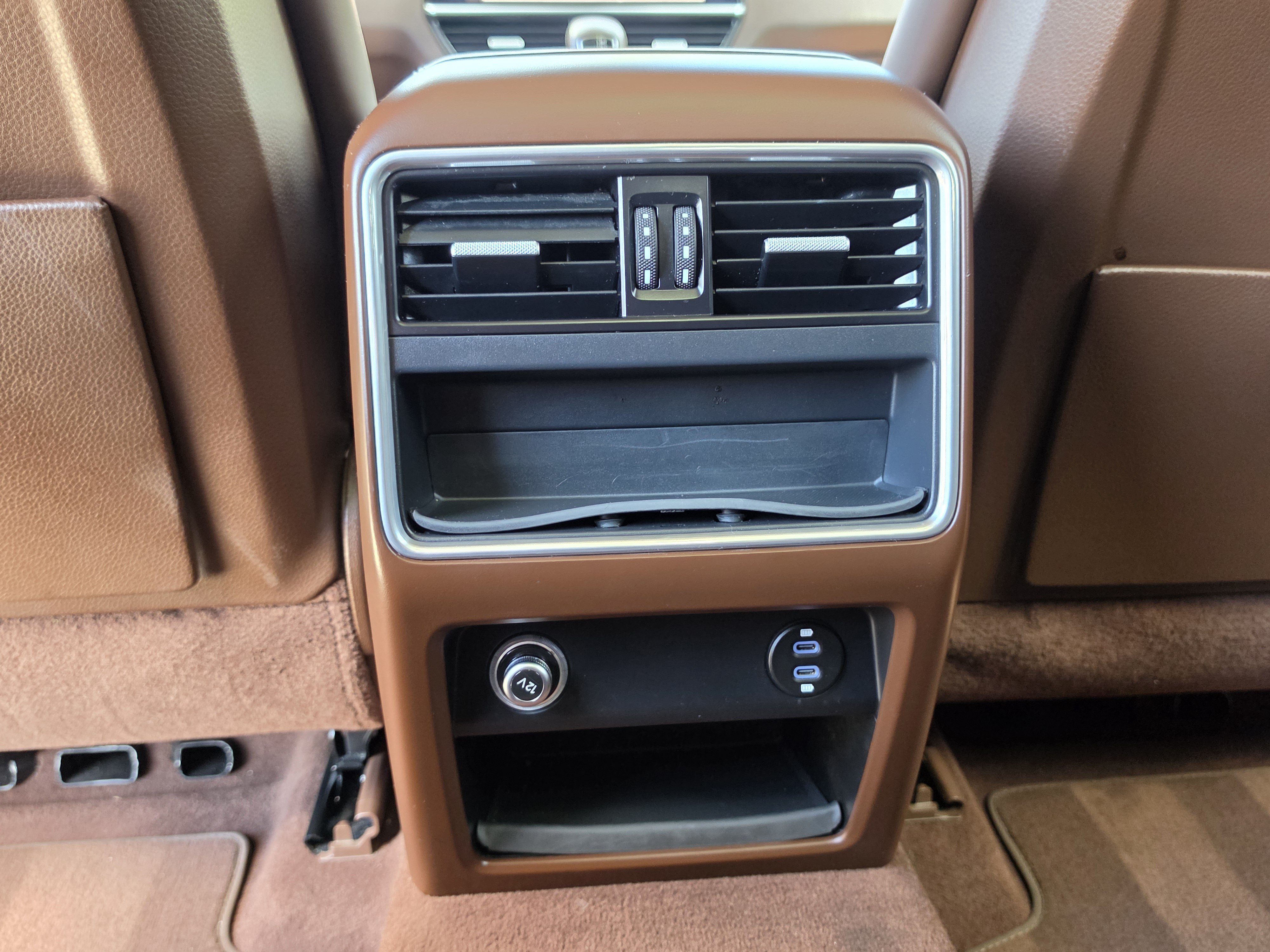 Used 2023 Porsche Cayenne AWD/4WD image 22