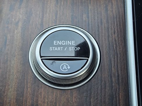 Certified 2025 Mercedes-Benz C 300 C 300 image 21