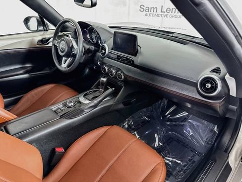 Used 2023 MAZDA MX-5 Miata Grand Touring RWD image 23