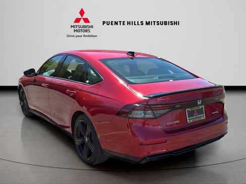 Used 2023 Honda Accord Sport image 7