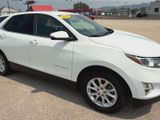 Used 2019 Chevrolet Equinox LT image 2