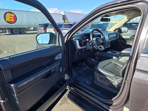 Used 2024 Ford Expedition Max XLT AWD/4WD image 21