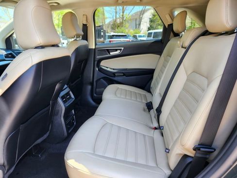 Certified 2023 Ford Edge SEL w/ Convenience Package AWD/4WD image 16