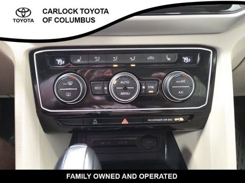 Used 2021 Volkswagen Atlas SEL AWD/4WD image 28