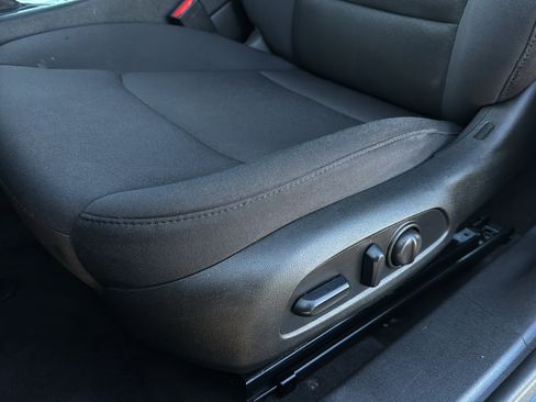 Used 2024 Chevrolet Malibu LT FWD image 27