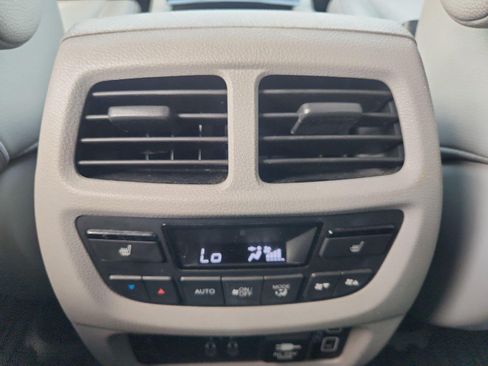 Used 2022 Honda Pilot Touring image 22