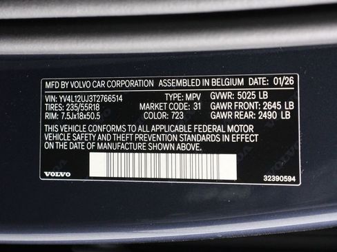 New 2026 Volvo XC40 B5 Core image 17