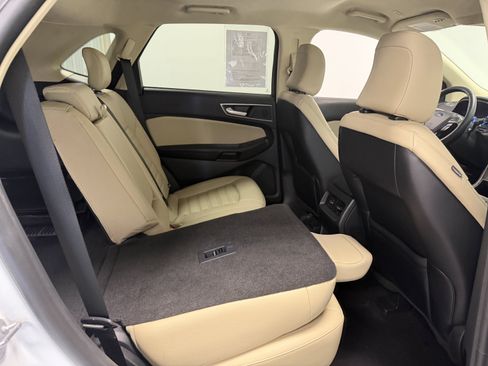 Used 2024 Ford Edge SEL w/ Convenience Package AWD/4WD image 22