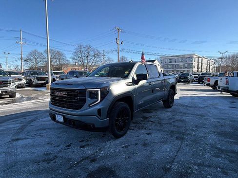 New 2026 GMC Sierra 1500 Elevation image 3