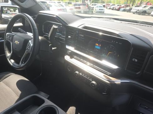 Used 2023 Chevrolet Silverado 1500 LT image 15