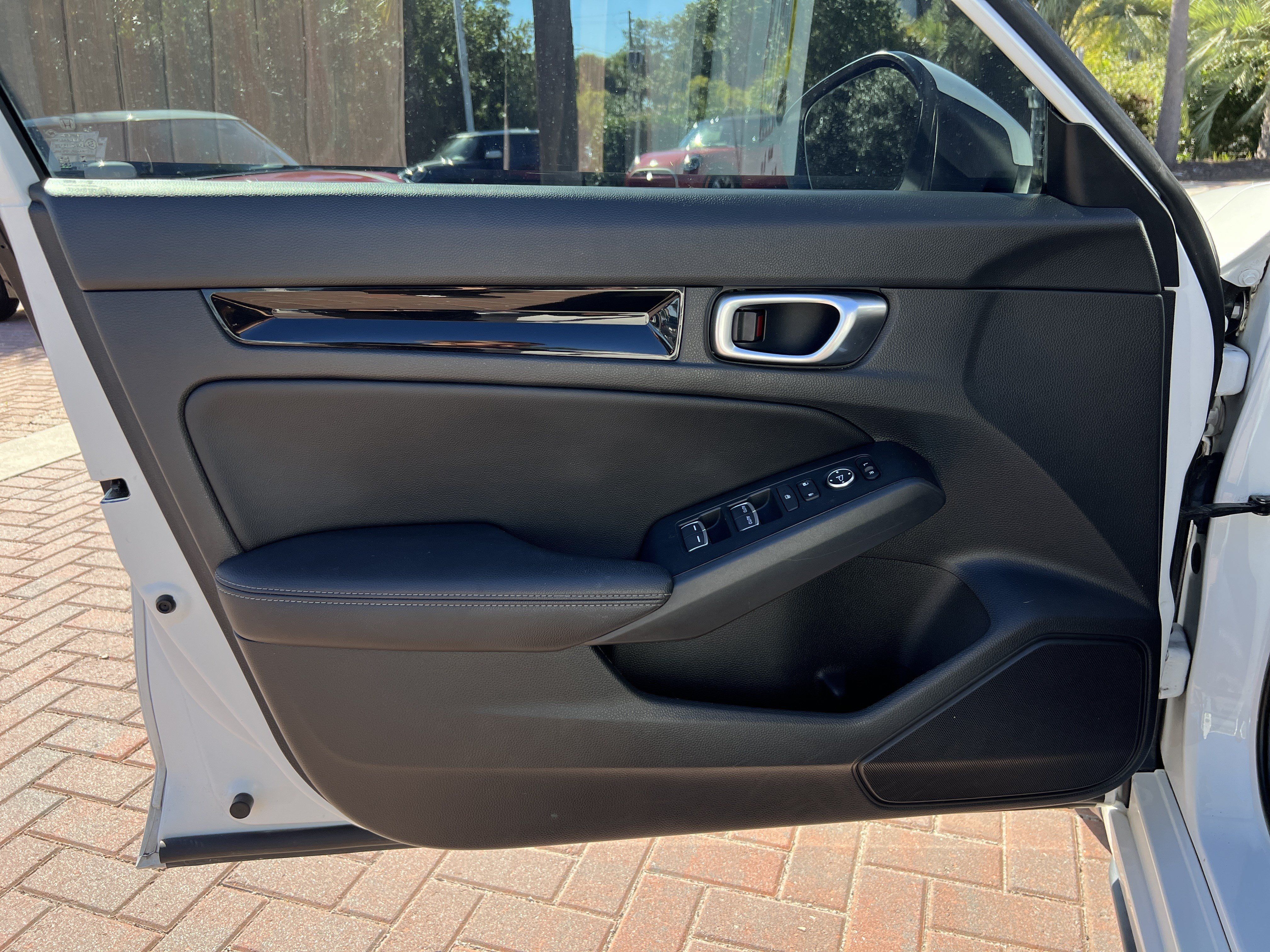 Used 2024 Honda Civic EX-L image 14