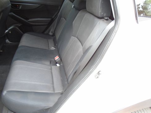 Used 2023 Subaru Crosstrek 2.0i AWD/4WD image 10
