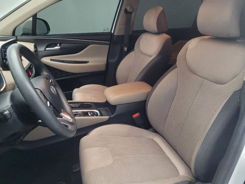 Used 2020 Hyundai Santa Fe SE image 17