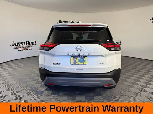 Used 2023 Nissan Rogue SV image 7