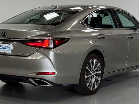 Used 2019 Lexus ES 350 w/ Premium Package FWD image 3