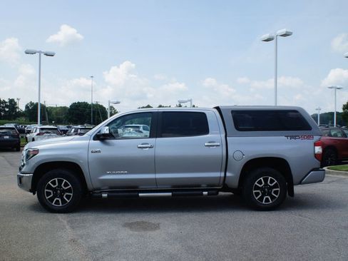 Used 2019 Toyota Tundra Limited w/ Limited Premium Package AWD/4WD image 11