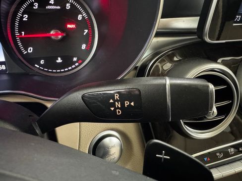 Used 2018 Mercedes-Benz GLC 300 4MATIC image 25