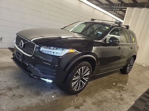 Used 2022 Volvo XC90 T5 Momentum w/ Advanced Package AWD/4WD image 1