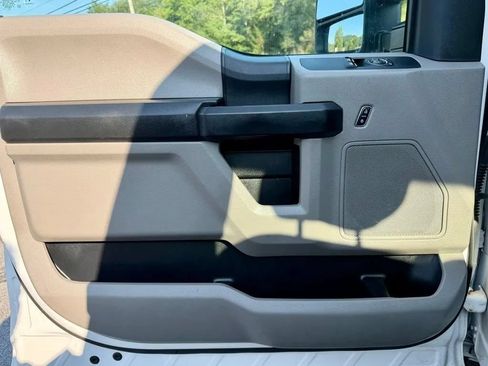 Used 2019 Ford F350 XL w/ Power Equipment Group AWD/4WD image 12