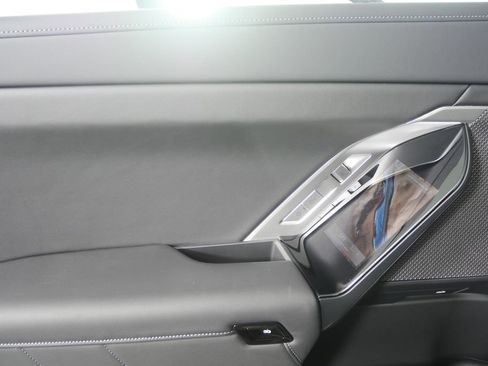 Used 2026 BMW i7 eDrive50 image 14