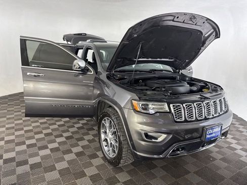 Used 2020 Jeep Grand Cherokee Overland image 14