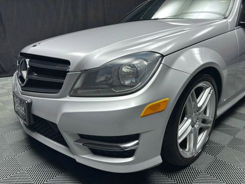Used 2013 Mercedes-Benz C 300 Sport image 10