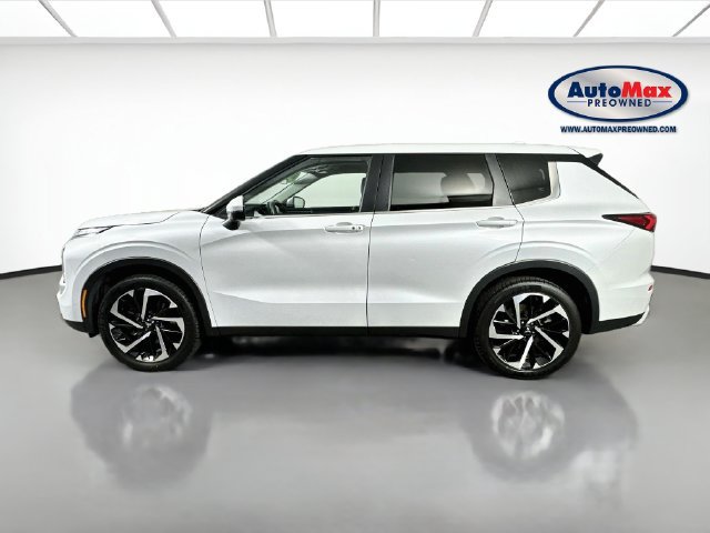 Used 2024 Mitsubishi Outlander SE AWD/4WD image 8