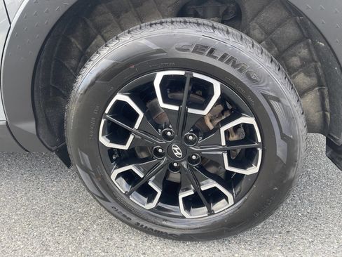 Used 2022 Hyundai Santa Cruz SEL image 11