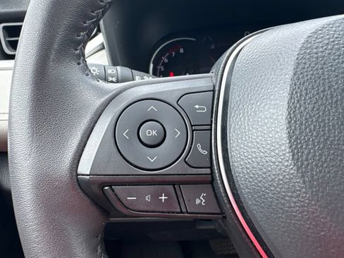 Used 2024 Toyota RAV4 XLE Premium FWD image 8