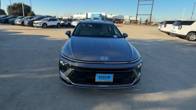 Used 2025 Hyundai Sonata SEL FWD image 3