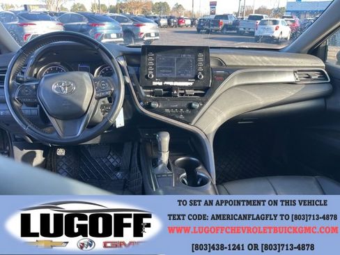 Used 2023 Toyota Camry SE image 14
