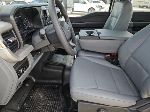 New 2026 Ford F250 XL w/ XL Chrome Package image 22